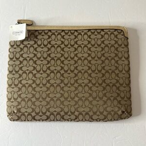 Coach Signature Tablet Sleeve Khaki Metallic